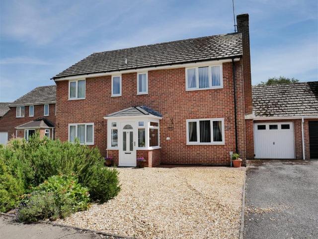 House for sale in Lyneham and Bradenstoke, Bradenstoke