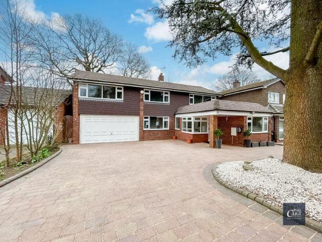 House for sale in Streetly, West Midlands