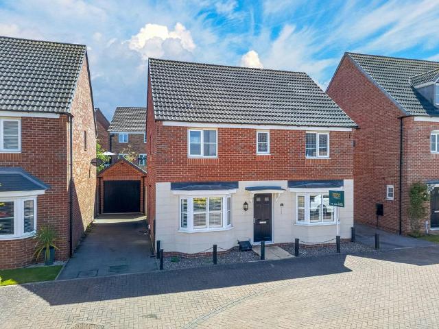 House for sale in Stanford On Avon, Leicestershire