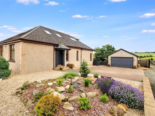 House for sale in Kinglassie, Scotland