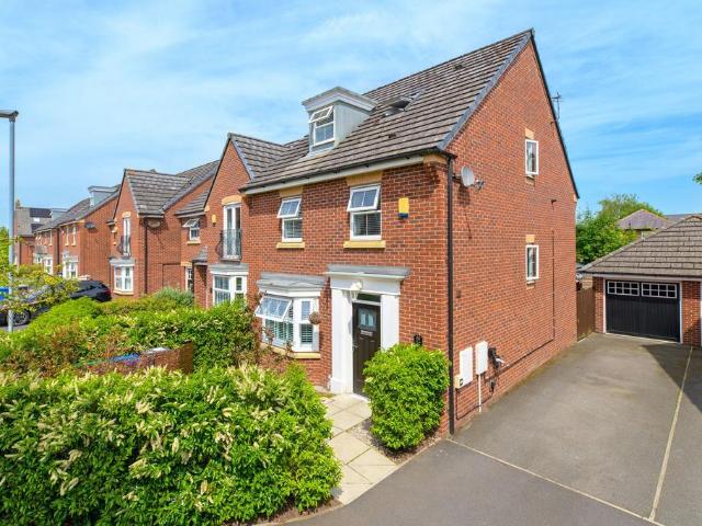 House for sale in Chapelford, Warrington