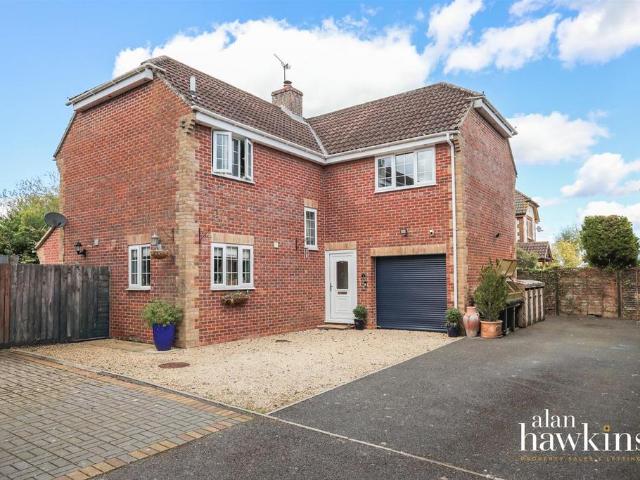 House for sale in Lyneham and Bradenstoke, Bradenstoke