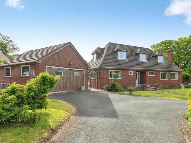 House for sale in Holywell, Wales