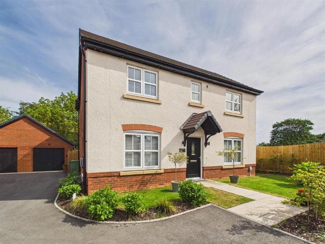 House for sale in Rushock, Worcestershire