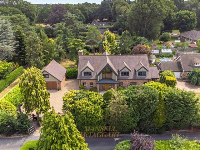 House for sale in Perryfields, West Sussex
