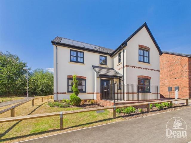 House for sale in Tutnalls, Bromsberrow Heath