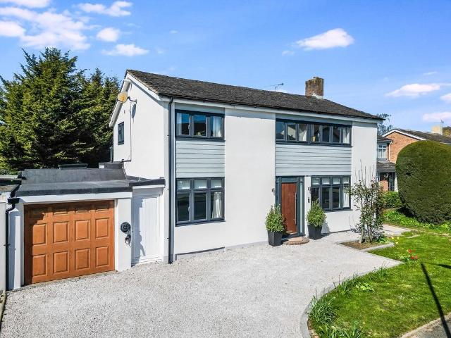House for sale in Emerson Park, Greater London