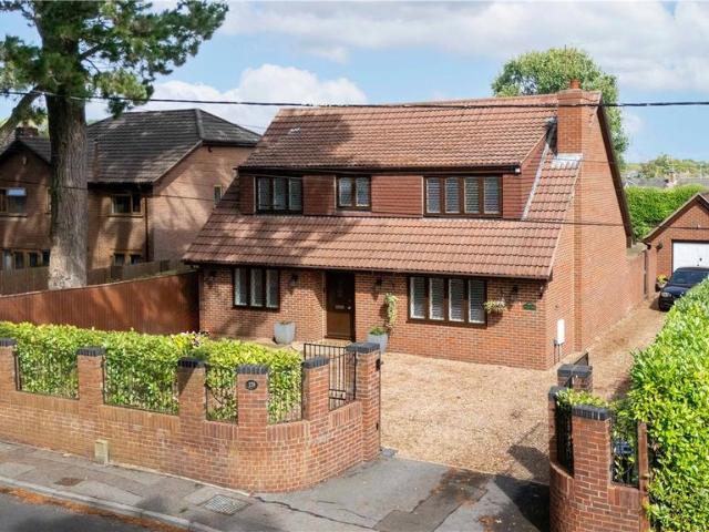 House for sale in Corfe Mullen