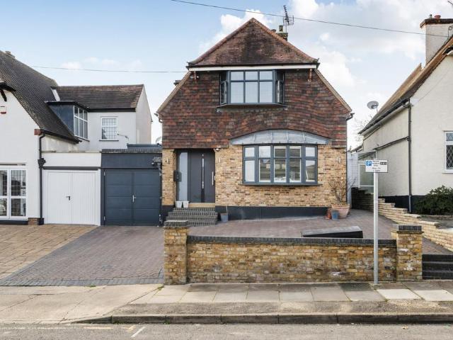 House for sale in Northwood, Greater London