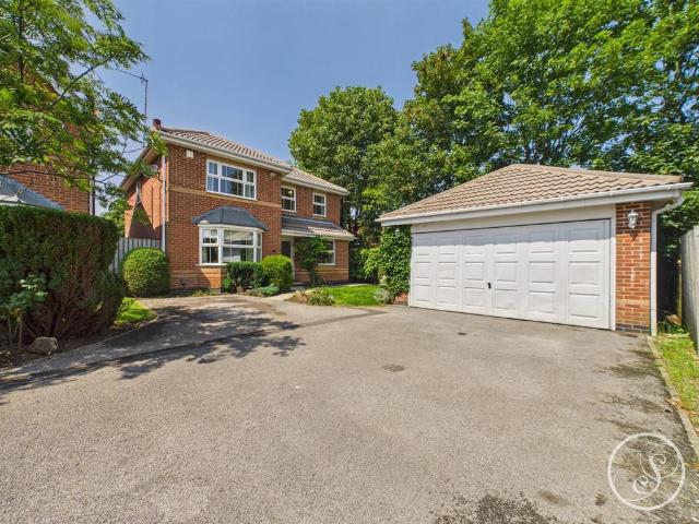 House for sale in Moortown, West Yorkshire