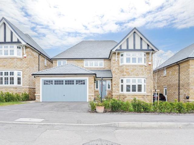 House for sale in Saddleworth, Pendock