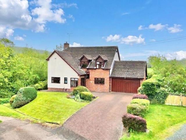 House for sale in Baswich, Staffordshire