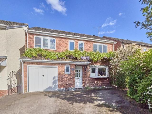 House for sale in Barwell, Barton
