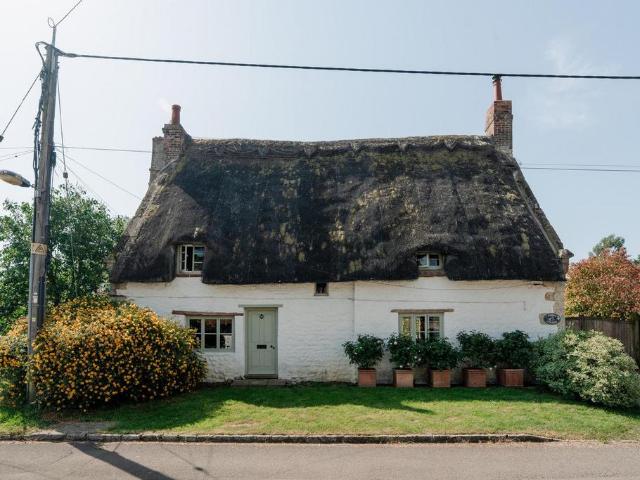 House for sale in Tingewick, Buckinghamshire
