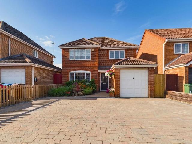 House for sale in Southcourt, Aylesbury