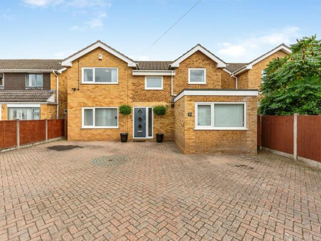 House for sale in Barrowby, South Kesteven