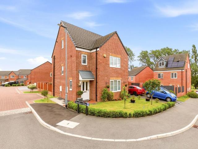 House for sale in Whitwood, West Yorkshire