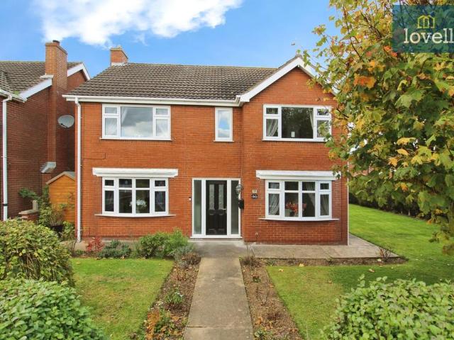 House for sale in Wybers Wood