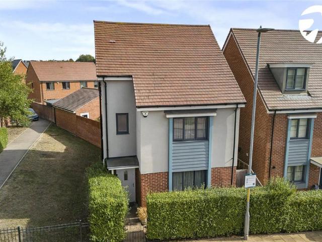 House for sale in Castle Hill, Dartford