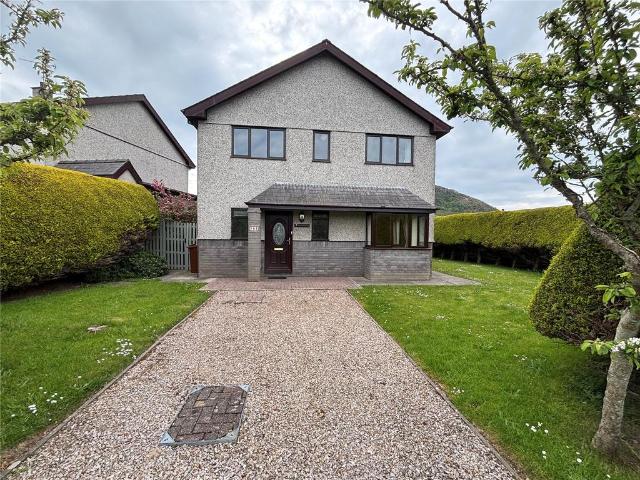 House for sale in Nefyn, Wales