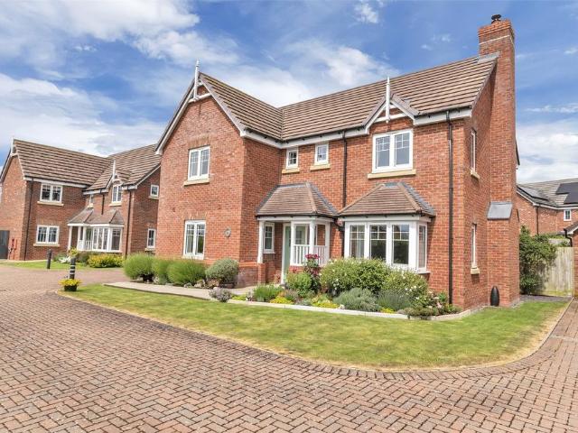 House for sale in Bomere Heath, Shropshire