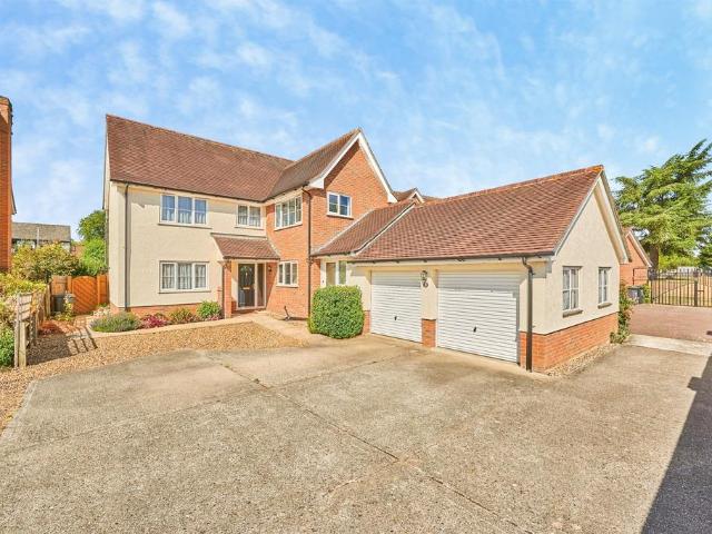 House for sale in Duton Hill, Essex
