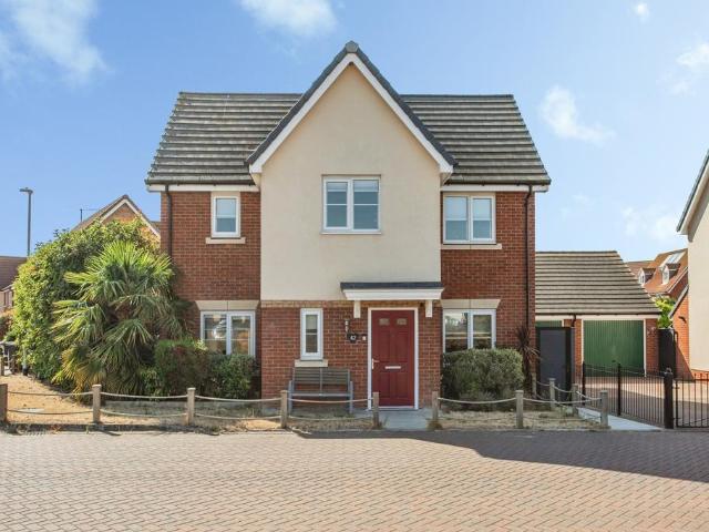 House for sale in Rochford, Barling