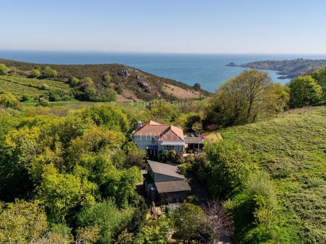 House for sale in Trinity, Scotland