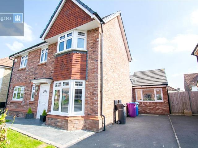 House for sale in Calderstones