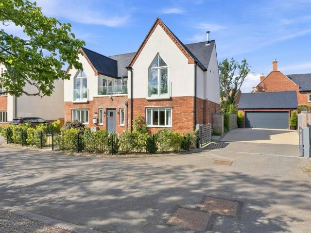 House for sale in Lighthorne, Stratford-on-Avon