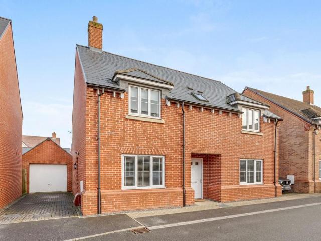 House for sale in Haddenham, Buckinghamshire