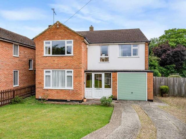 House for sale in Berrick Salome, Oxfordshire