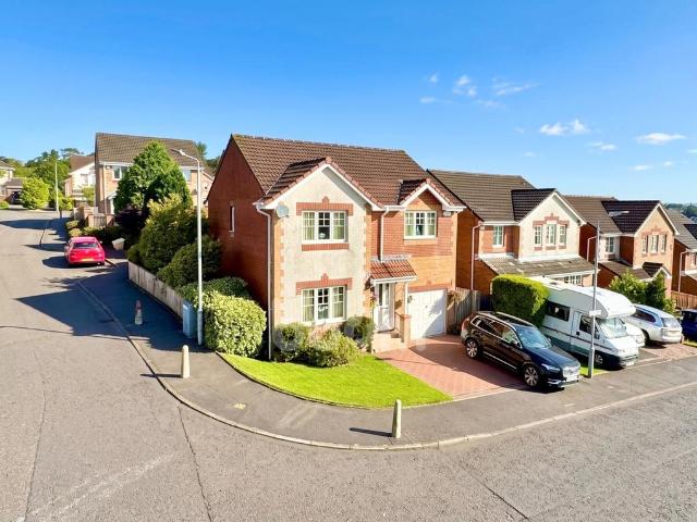 House for sale in Dalry, Scotland