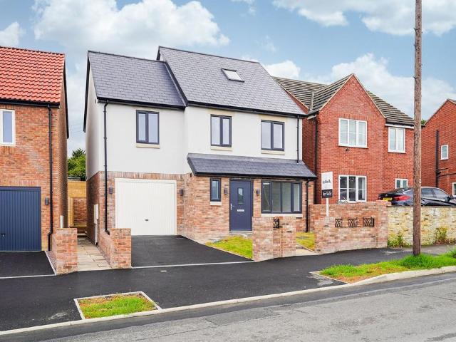 House for sale in Brackenfield, East Midlands