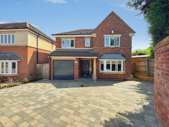 House for sale in Aldridge, West Midlands