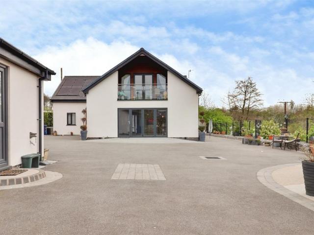 House for sale in Butterton, Staffordshire