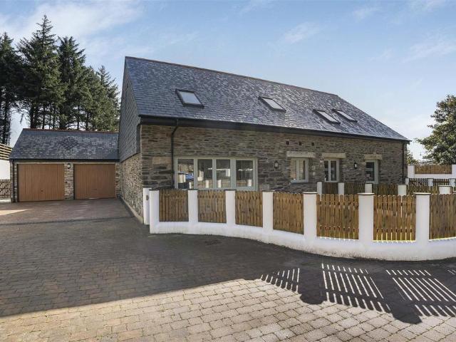 House for sale in Davidstow, Cornwall