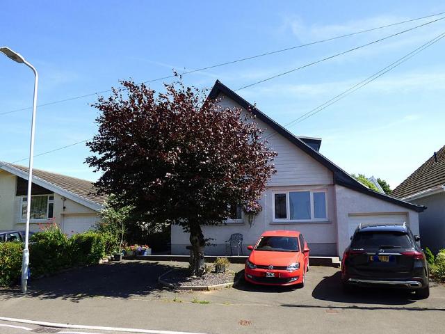 House for sale in Newton, Wales