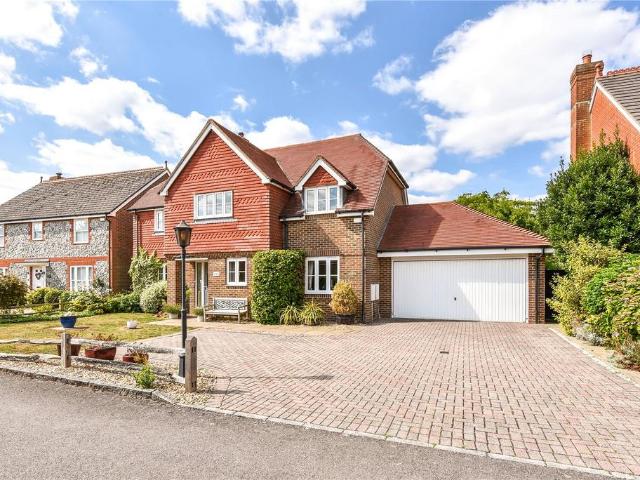 House for sale in Littlecote, West Sussex