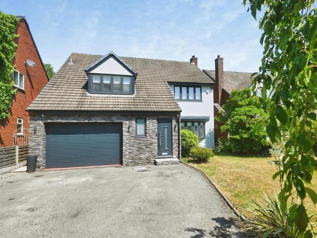 House for sale in Kettlebrook, Staffordshire