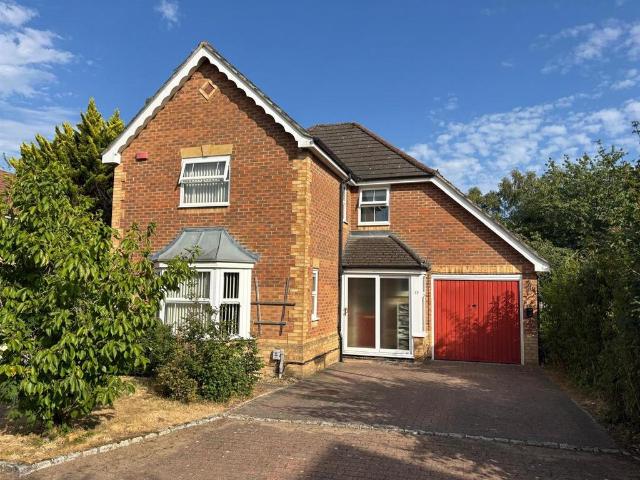 House for sale in Old Dean, Heol-las