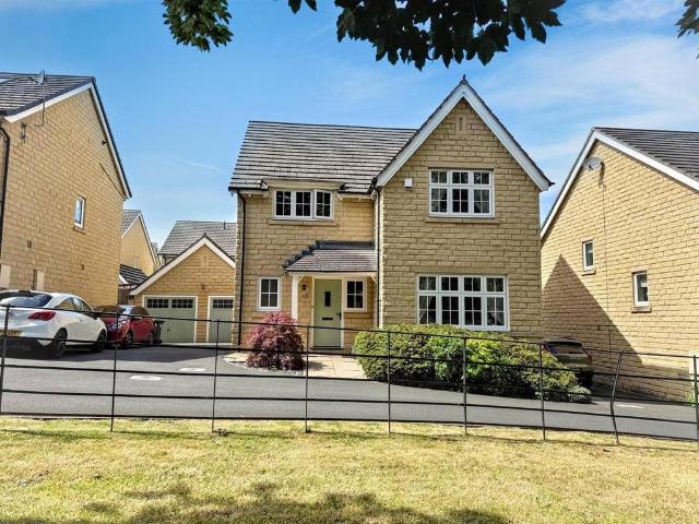 House for sale in Steeton with Eastburn, Steeton