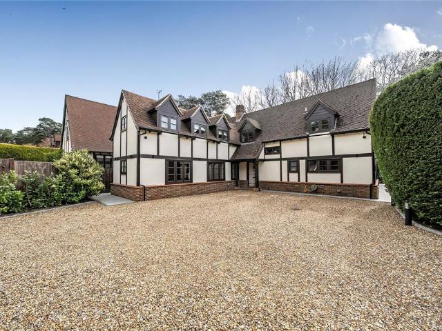House for sale in Heatherside, Heol-las