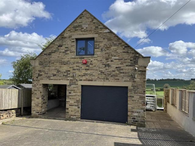House for sale in Flockton, West Yorkshire