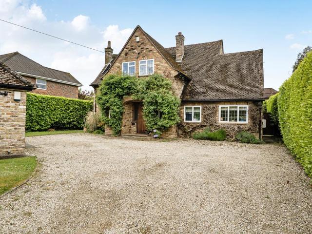 House for sale in Chalfont St. Peter, Denham