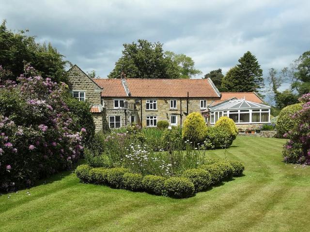 House for sale in Cloughton, North Yorkshire