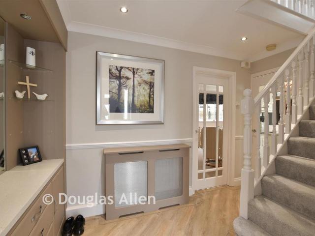 House for sale in Shotgate, Essex
