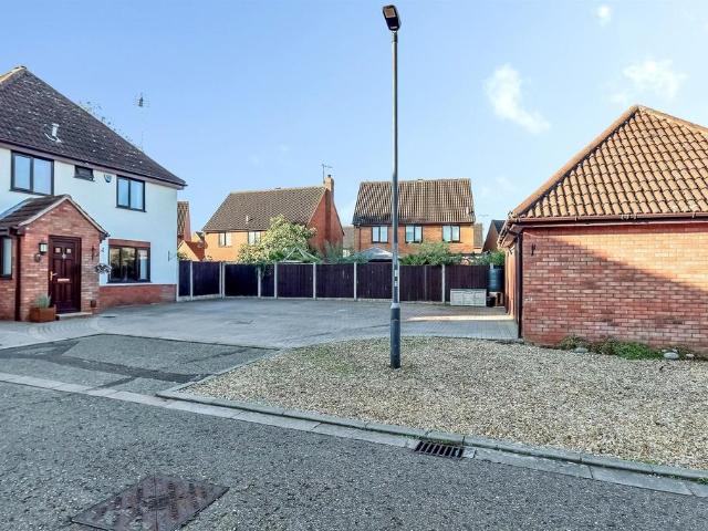 House for sale in New Werrington, Peterborough