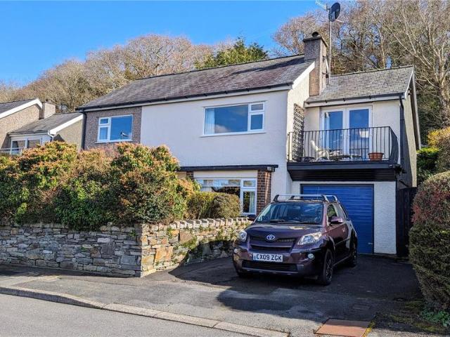 House for sale in Bryn Bwbach, Talsarnau