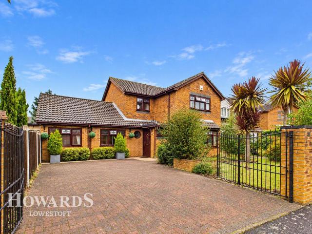 House for sale in Carlton Colville, East Suffolk